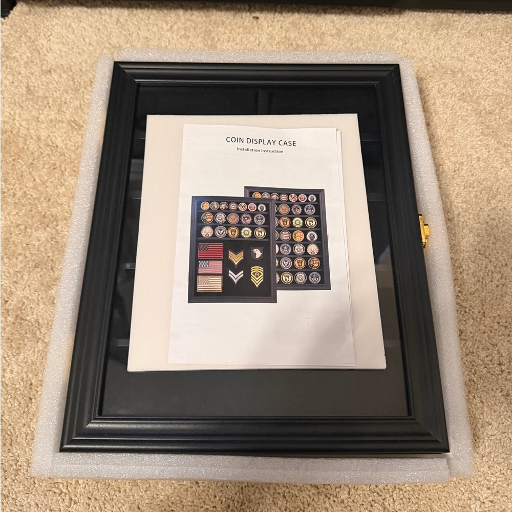 VERANI Lockable Coin Display Case Shadow Box Wall Mount Black